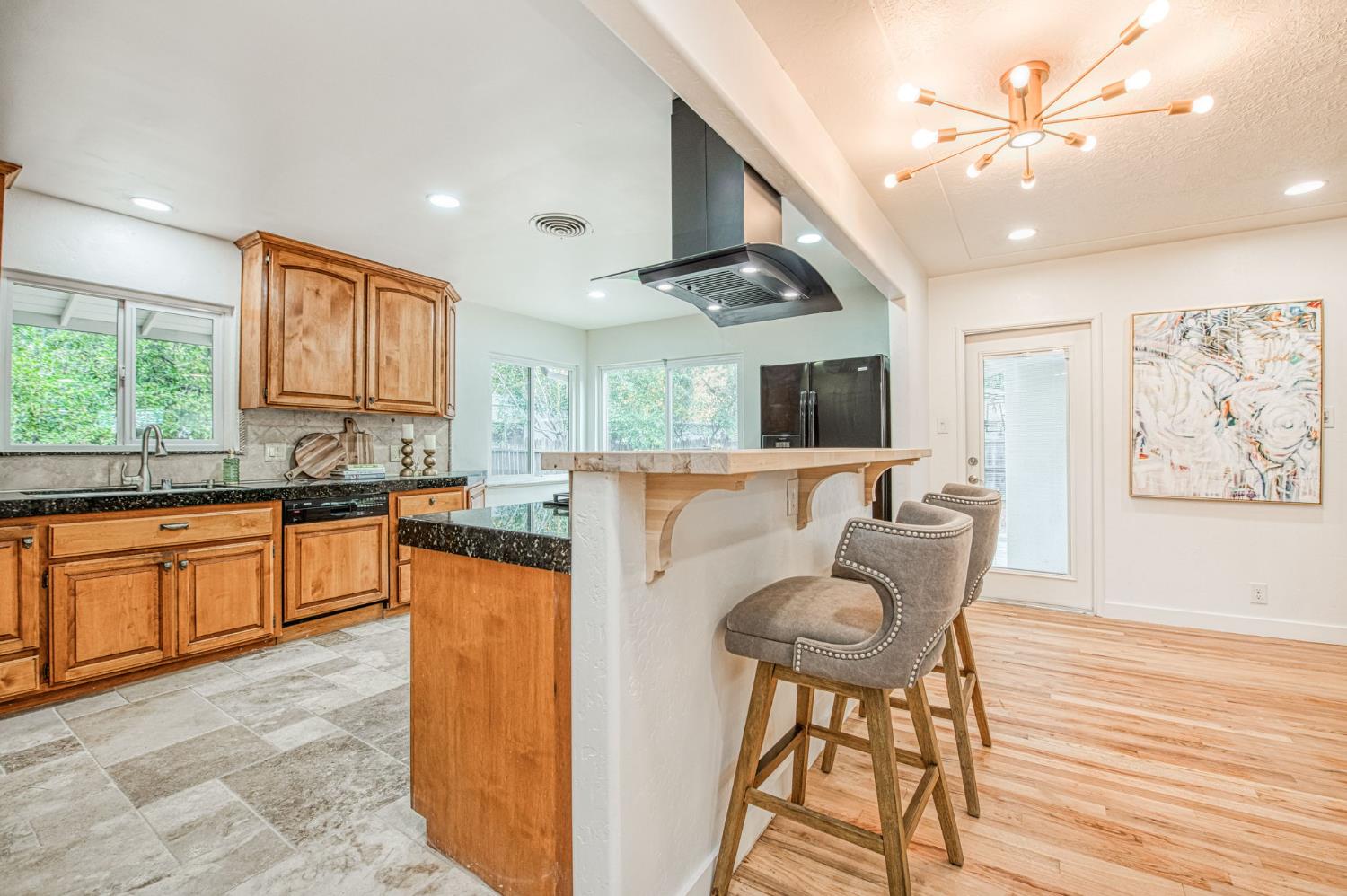 4750 N Palm Ave, Fresno, CA 93704