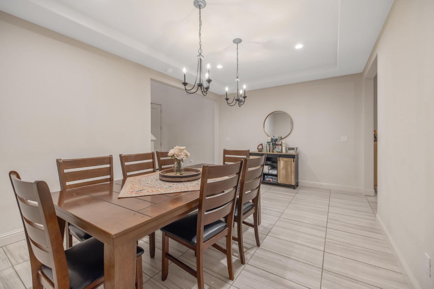 3433 W Milan Ave, Visalia, CA 93277