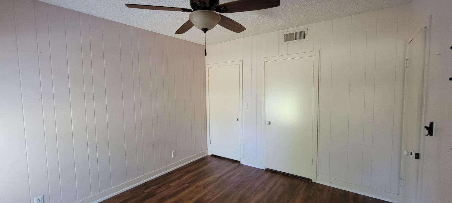 945 S Clovis Ave #H, Fresno, CA 93727