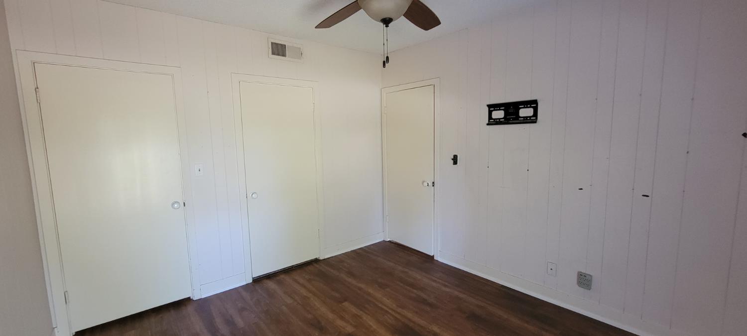 945 S Clovis Ave #H, Fresno, CA 93727