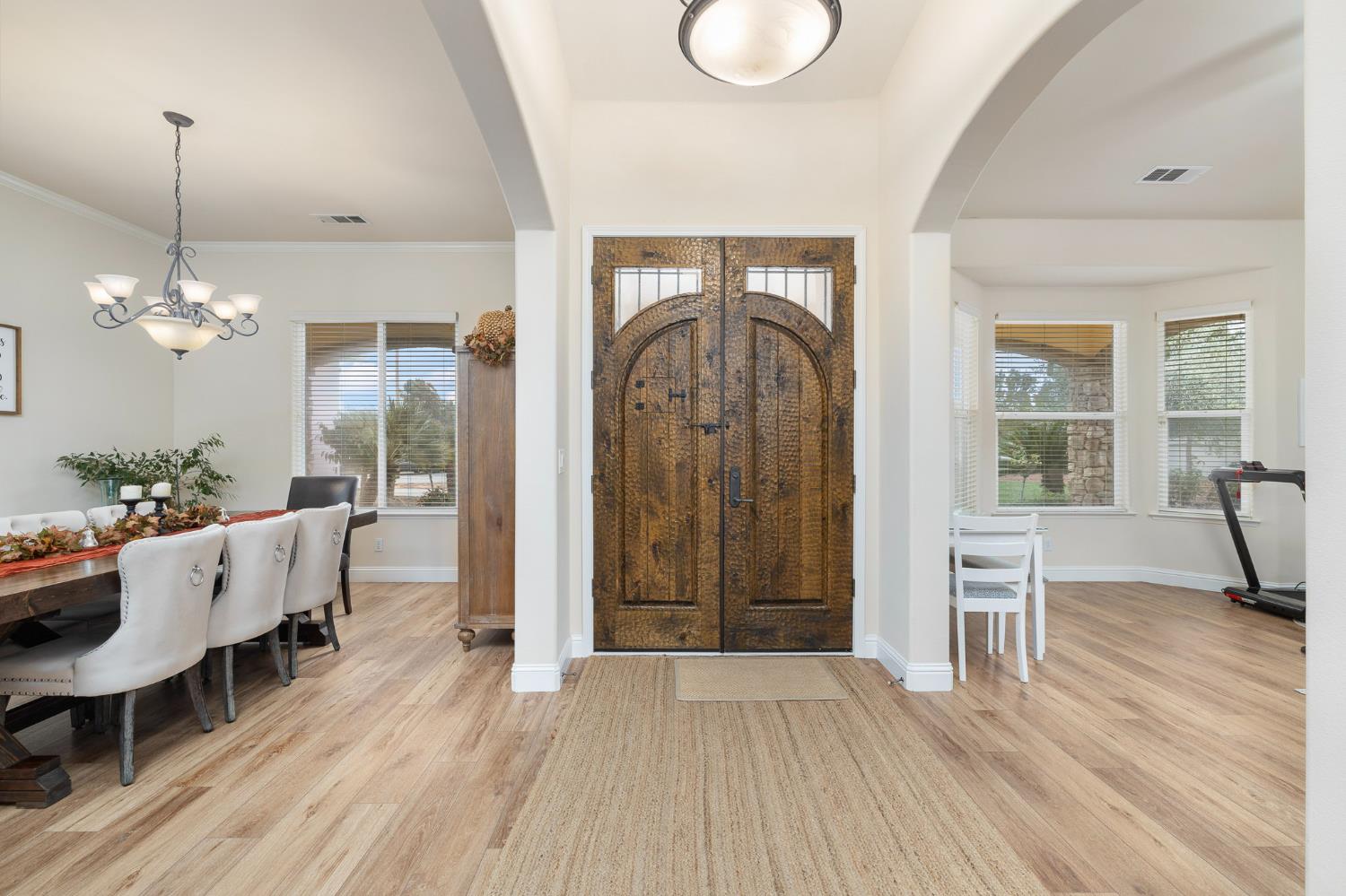 5180 E Copper, Clovis, CA 93619