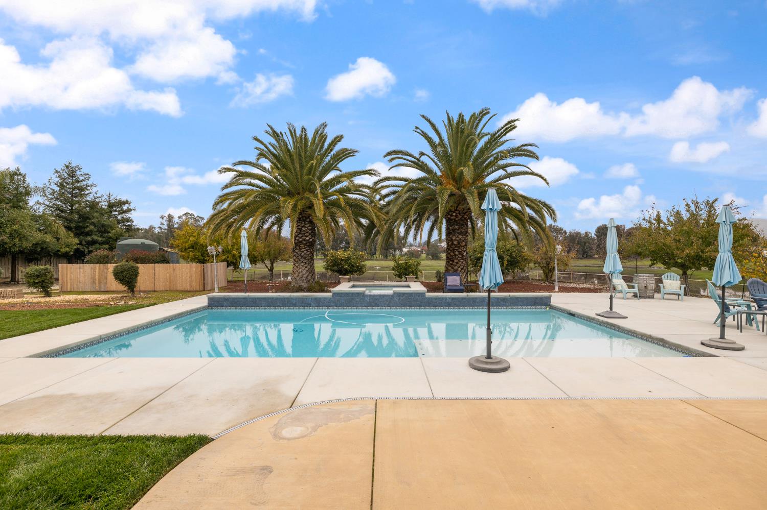 5180 E Copper, Clovis, CA 93619