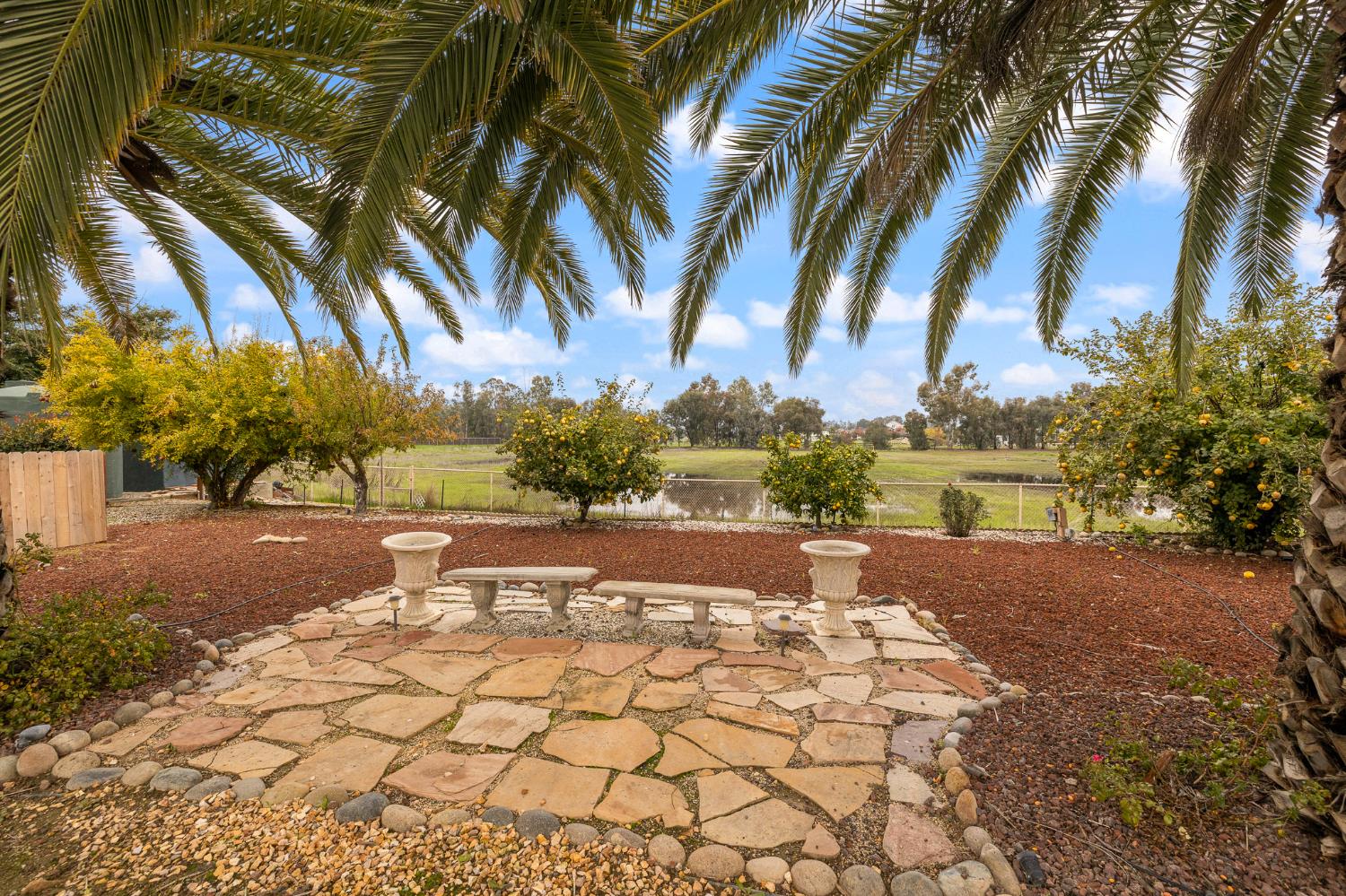 5180 E Copper, Clovis, CA 93619