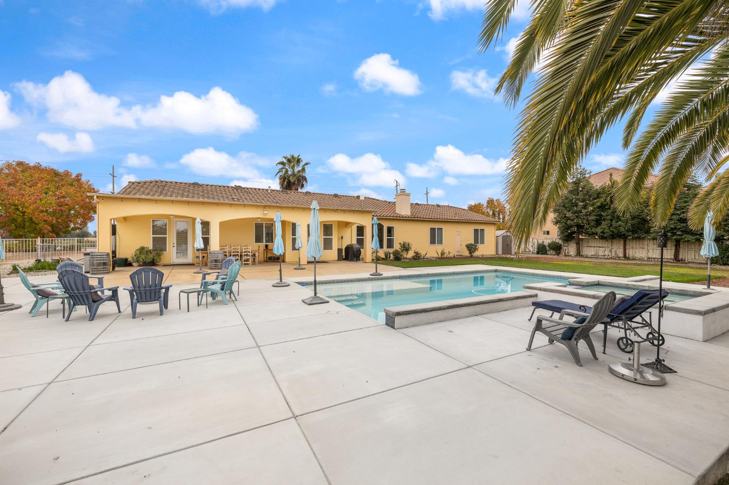 5180 E Copper, Clovis, CA 93619