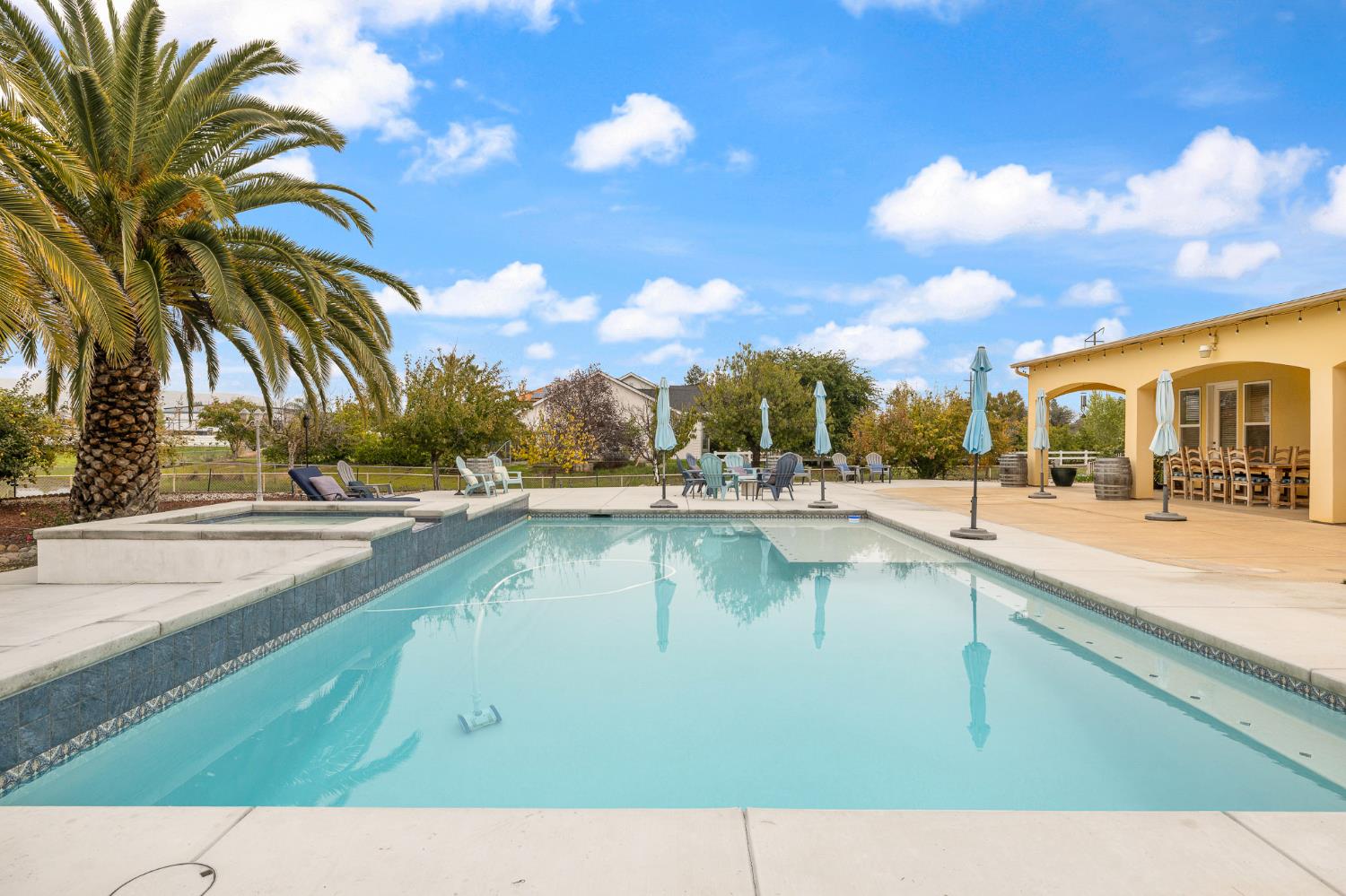 5180 E Copper, Clovis, CA 93619