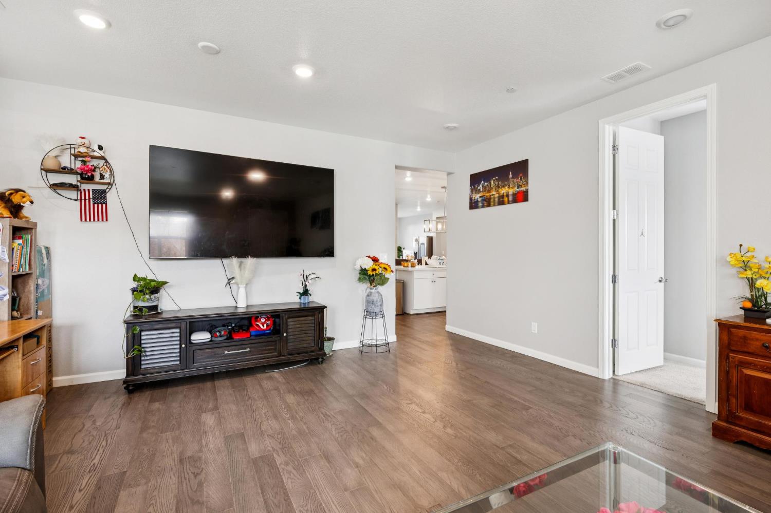 2070 Camden St, Hollister, CA 95023