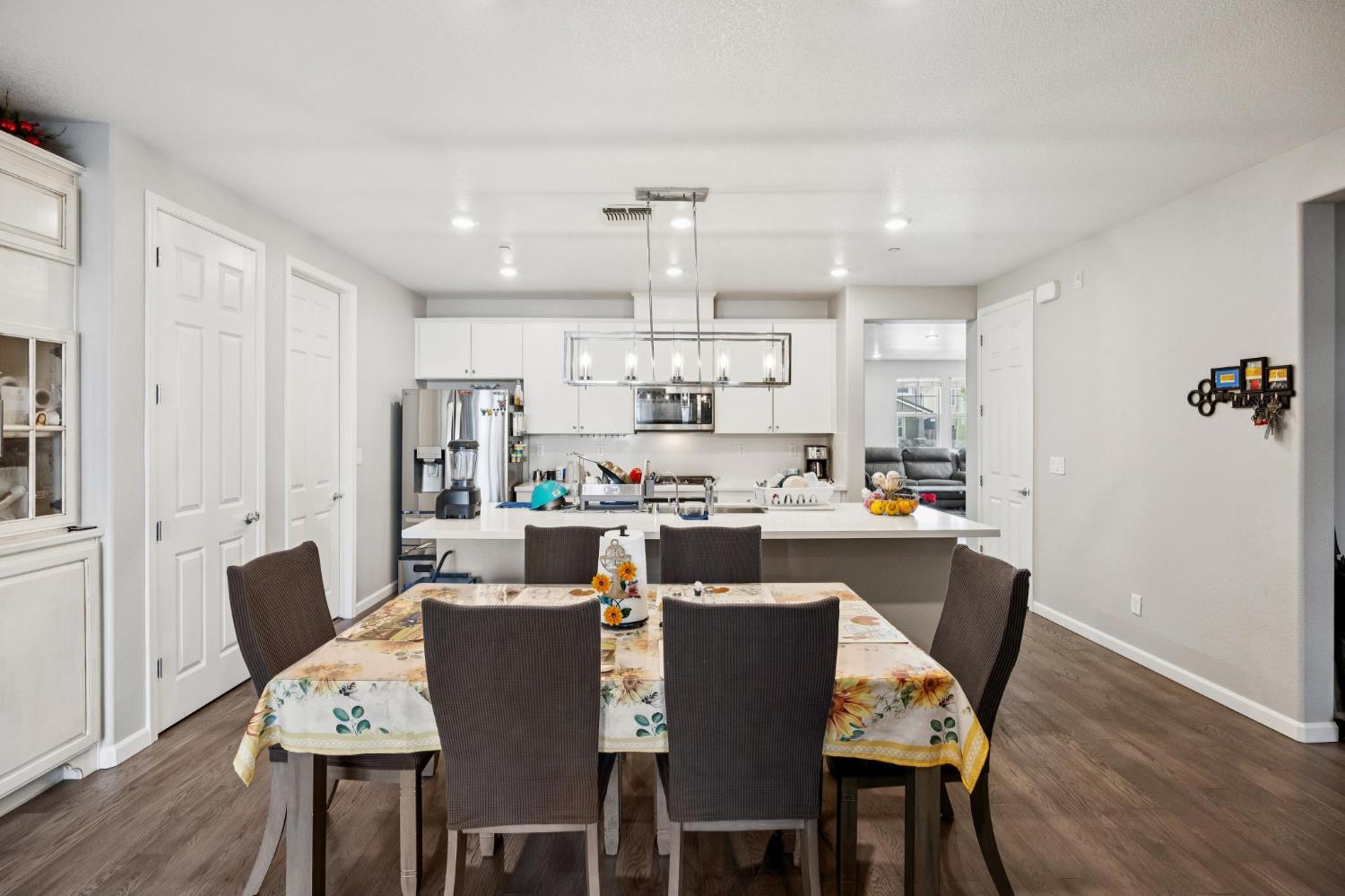 2070 Camden St, Hollister, CA 95023