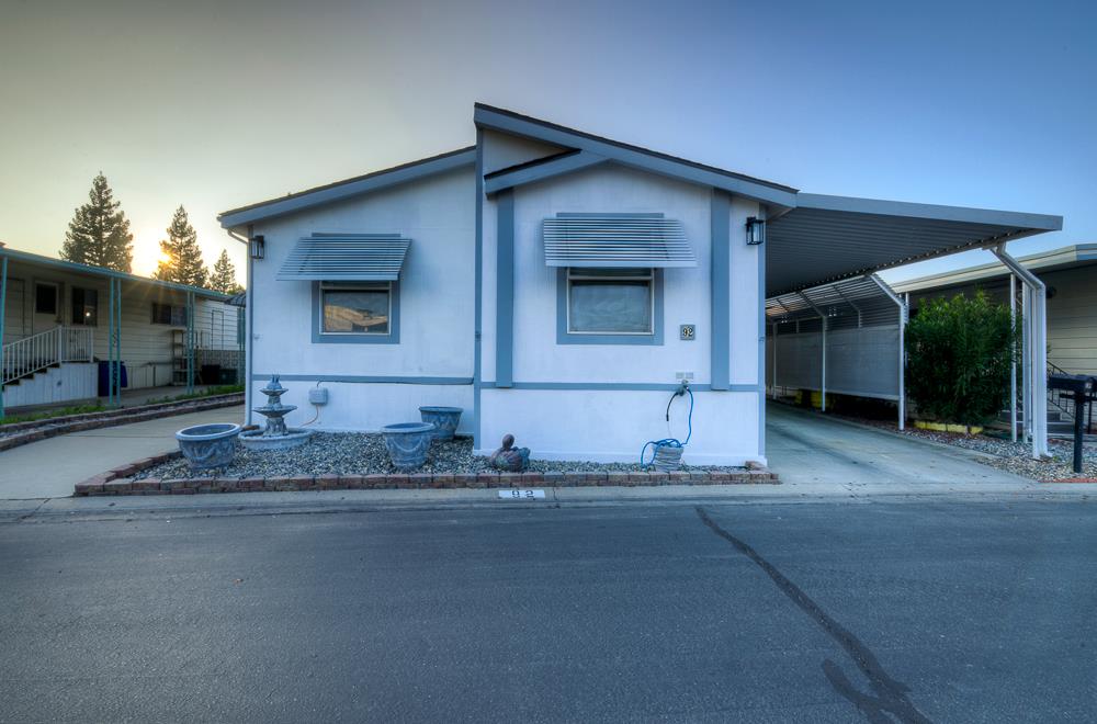 1001 Sylmar Ave #92, Clovis, CA 93612