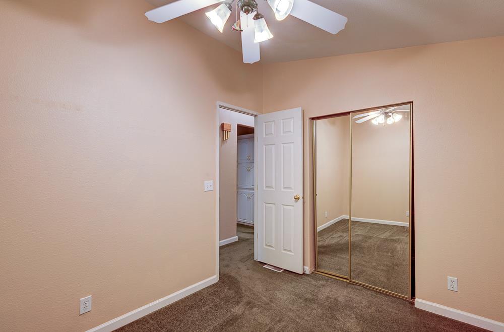 1001 Sylmar Ave #92, Clovis, CA 93612