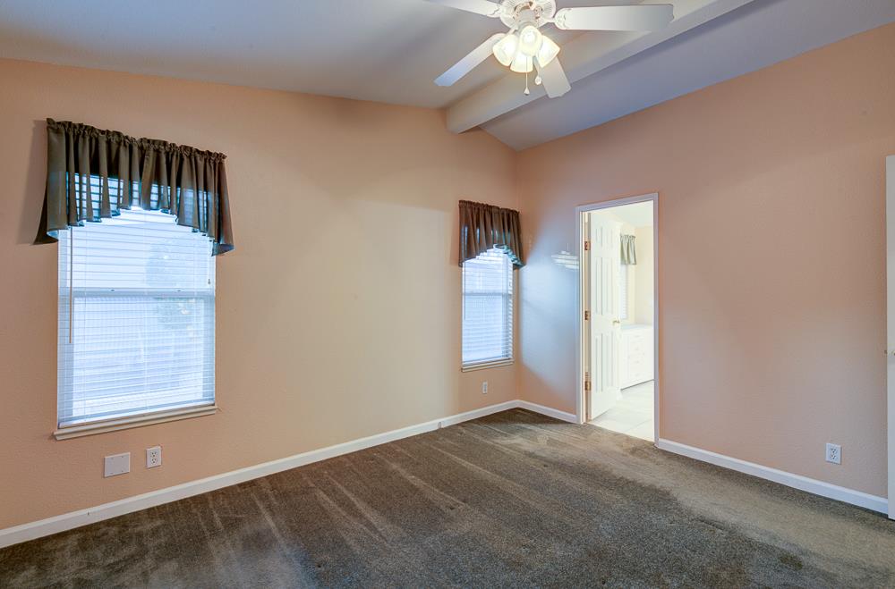 1001 Sylmar Ave #92, Clovis, CA 93612