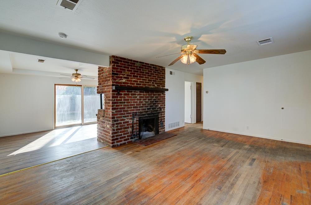 3734 E Dakota Ave, Fresno, CA 93726