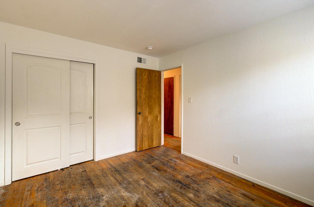 3734 E Dakota Ave, Fresno, CA 93726