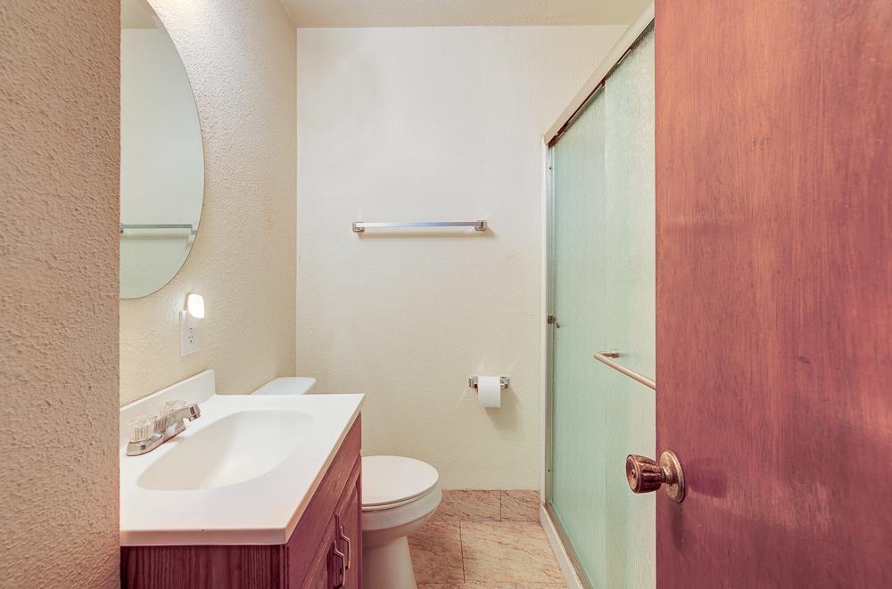 3734 E Dakota Ave, Fresno, CA 93726