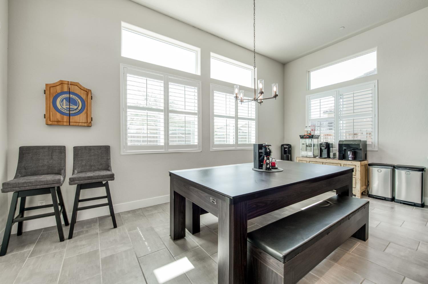 1020 Highland Rd W, Madera, CA 93636