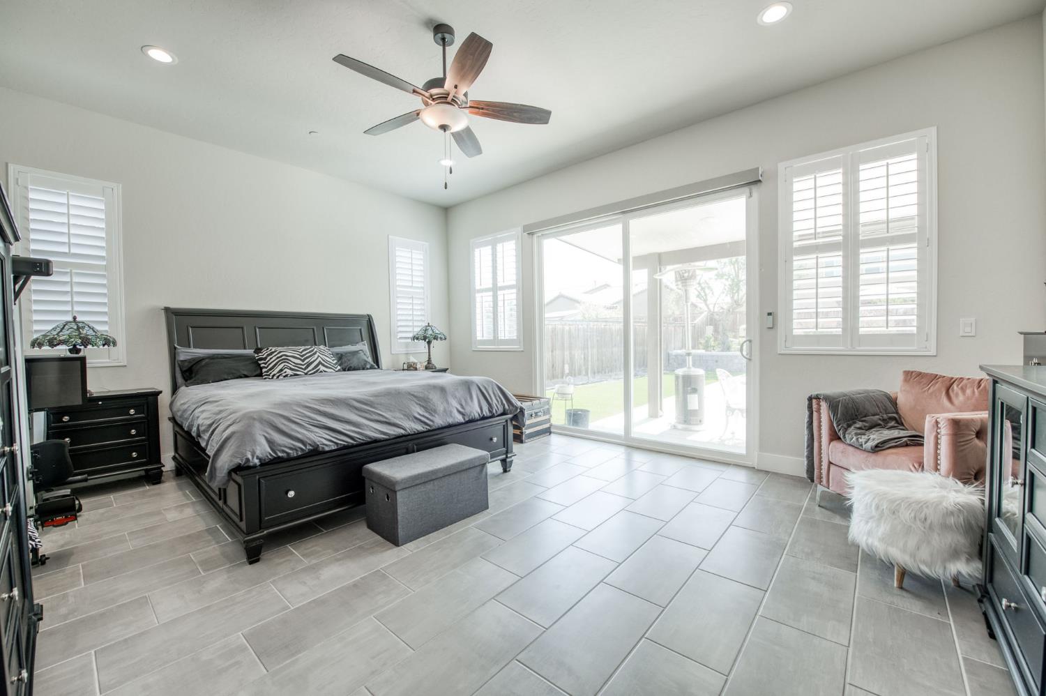 1020 Highland Rd W, Madera, CA 93636