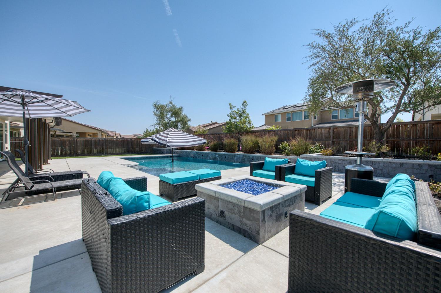 1020 Highland Rd W, Madera, CA 93636