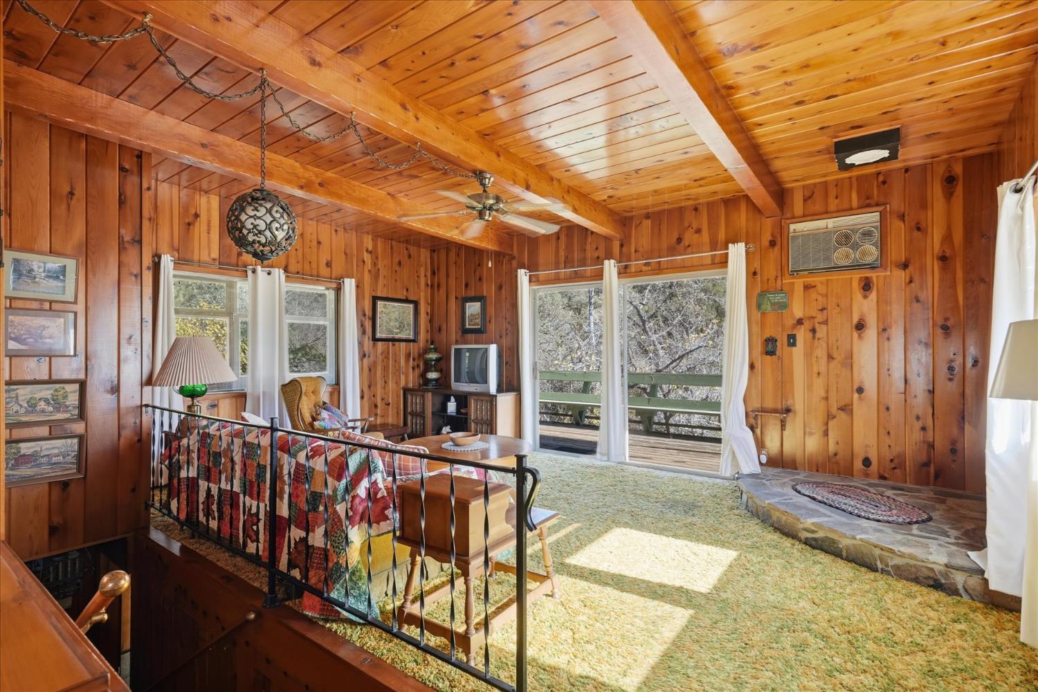 50015 Lilac Ln, Oakhurst, CA 93644