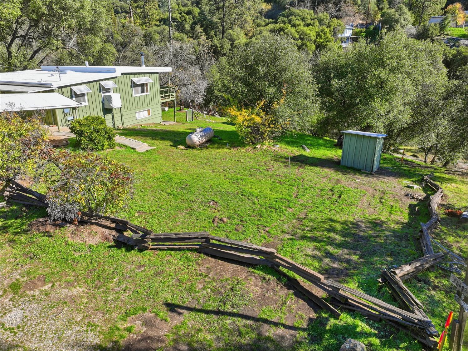 50015 Lilac Ln, Oakhurst, CA 93644