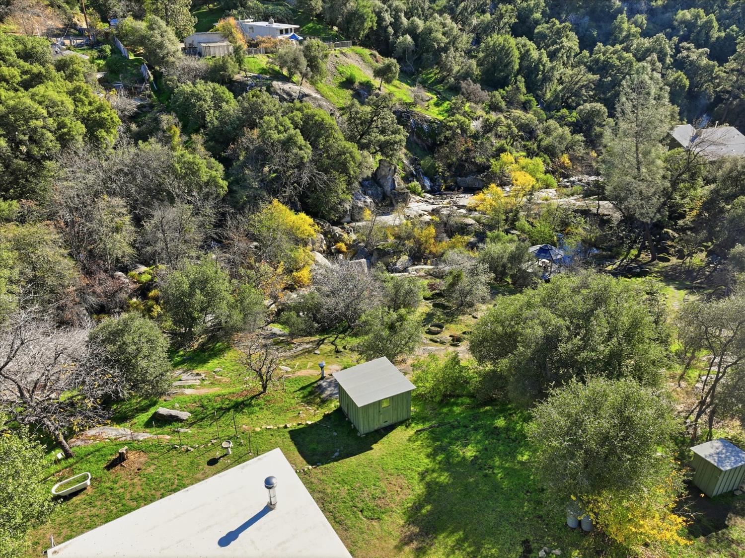 50015 Lilac Ln, Oakhurst, CA 93644