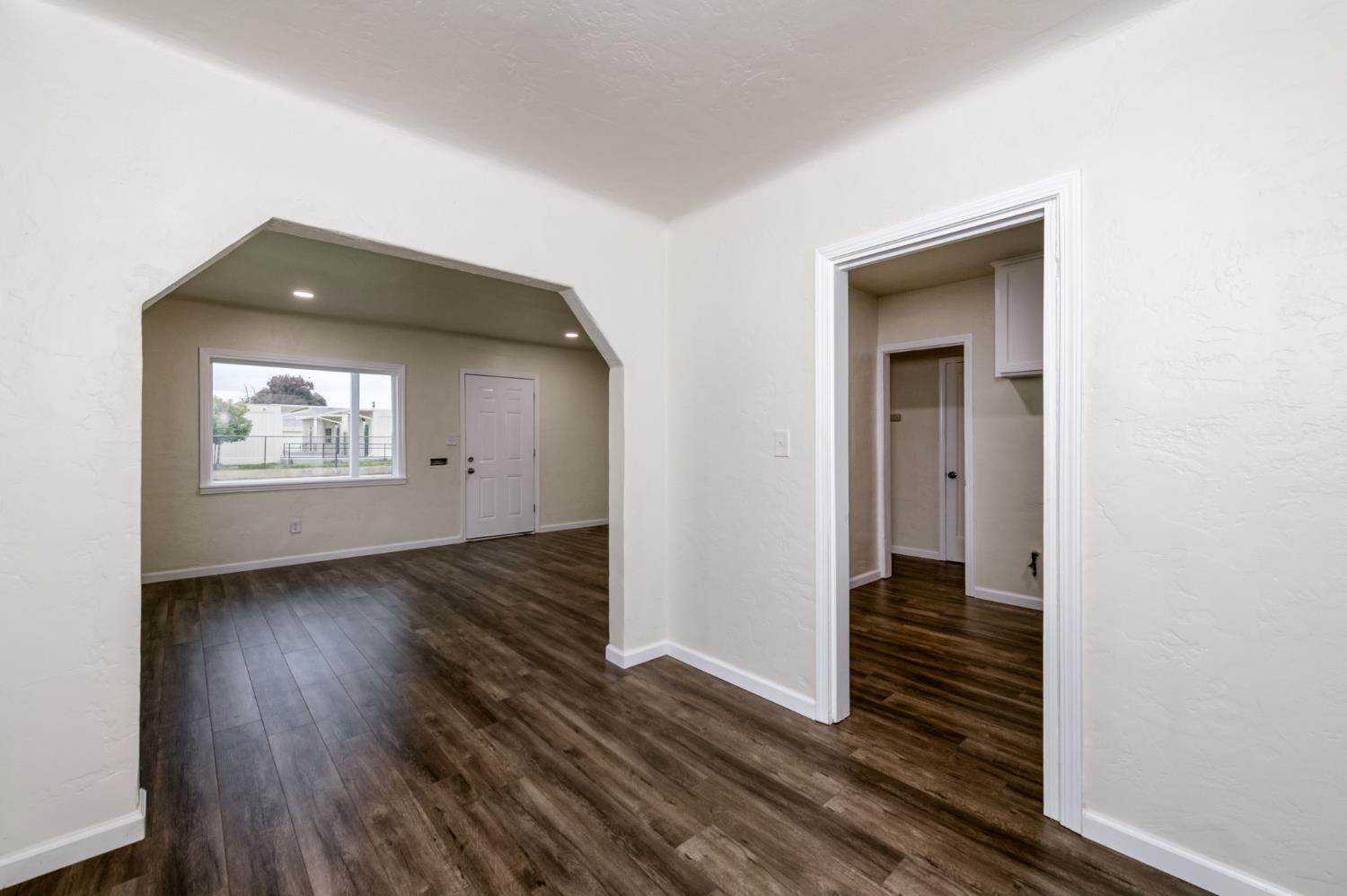 2371 S Lily Ave, Fresno, CA 93706