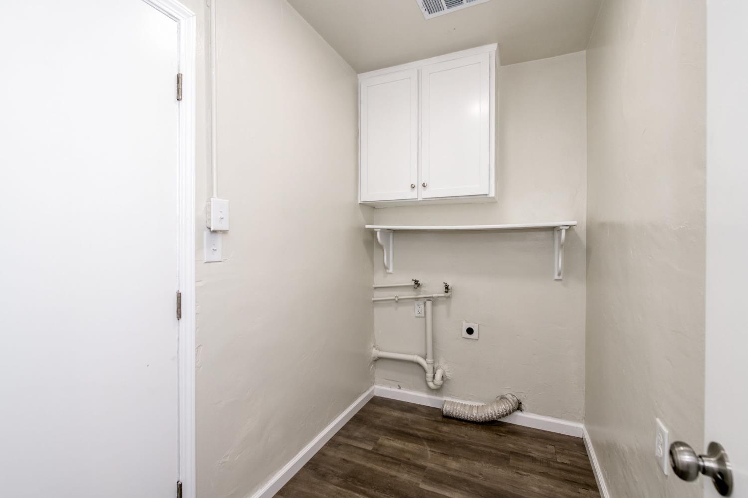 2371 S Lily Ave, Fresno, CA 93706