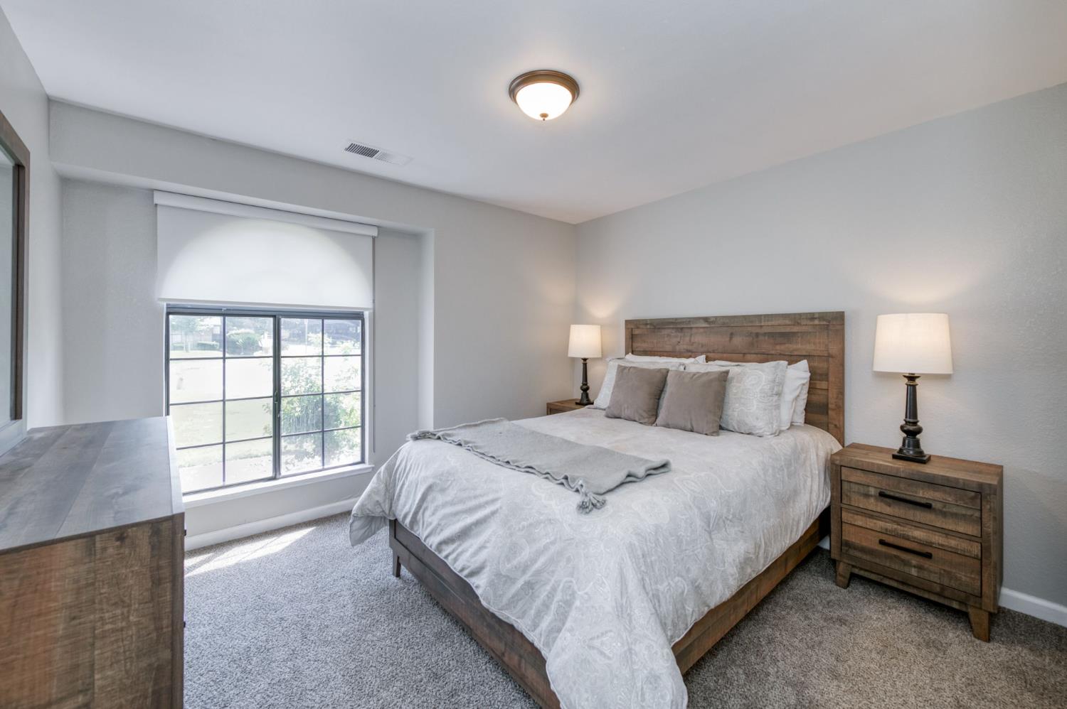 640 N Renn Ave, Clovis, CA 93611