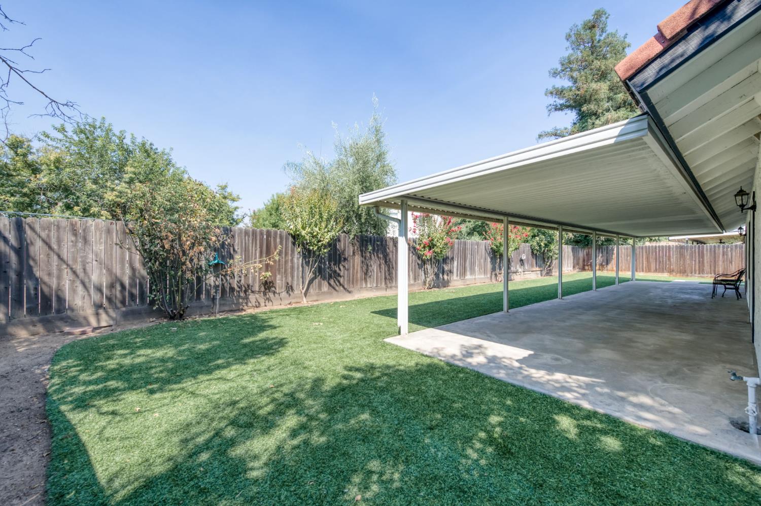 640 N Renn Ave, Clovis, CA 93611