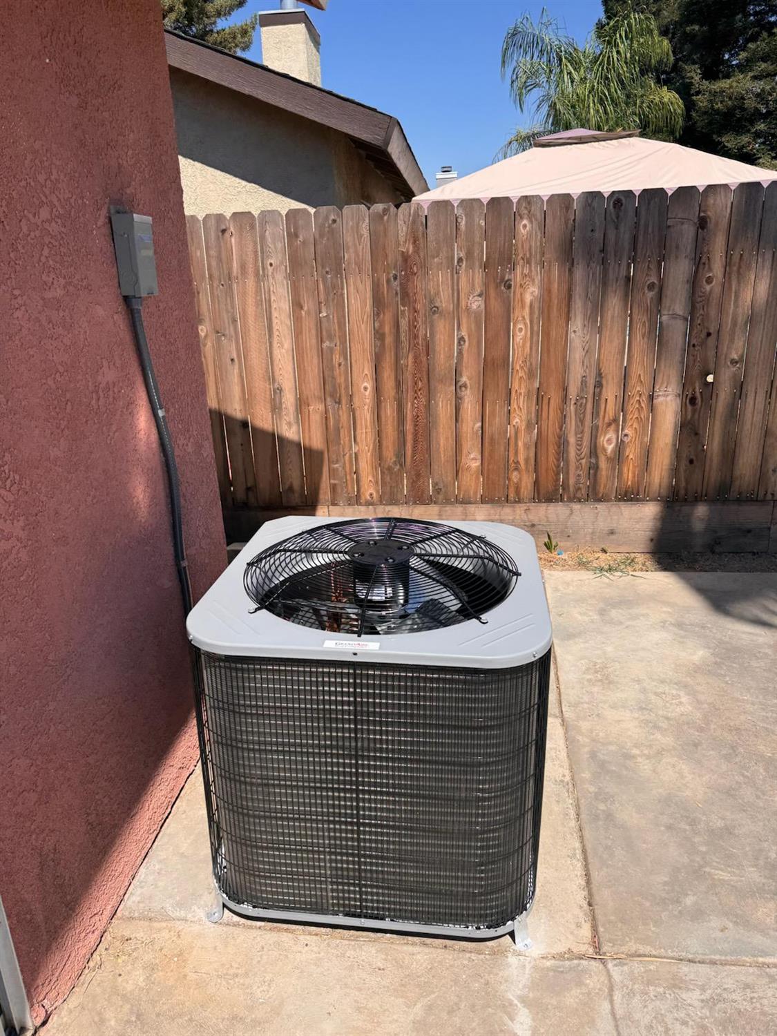 5323 W Garland Ave, Fresno, CA 93722