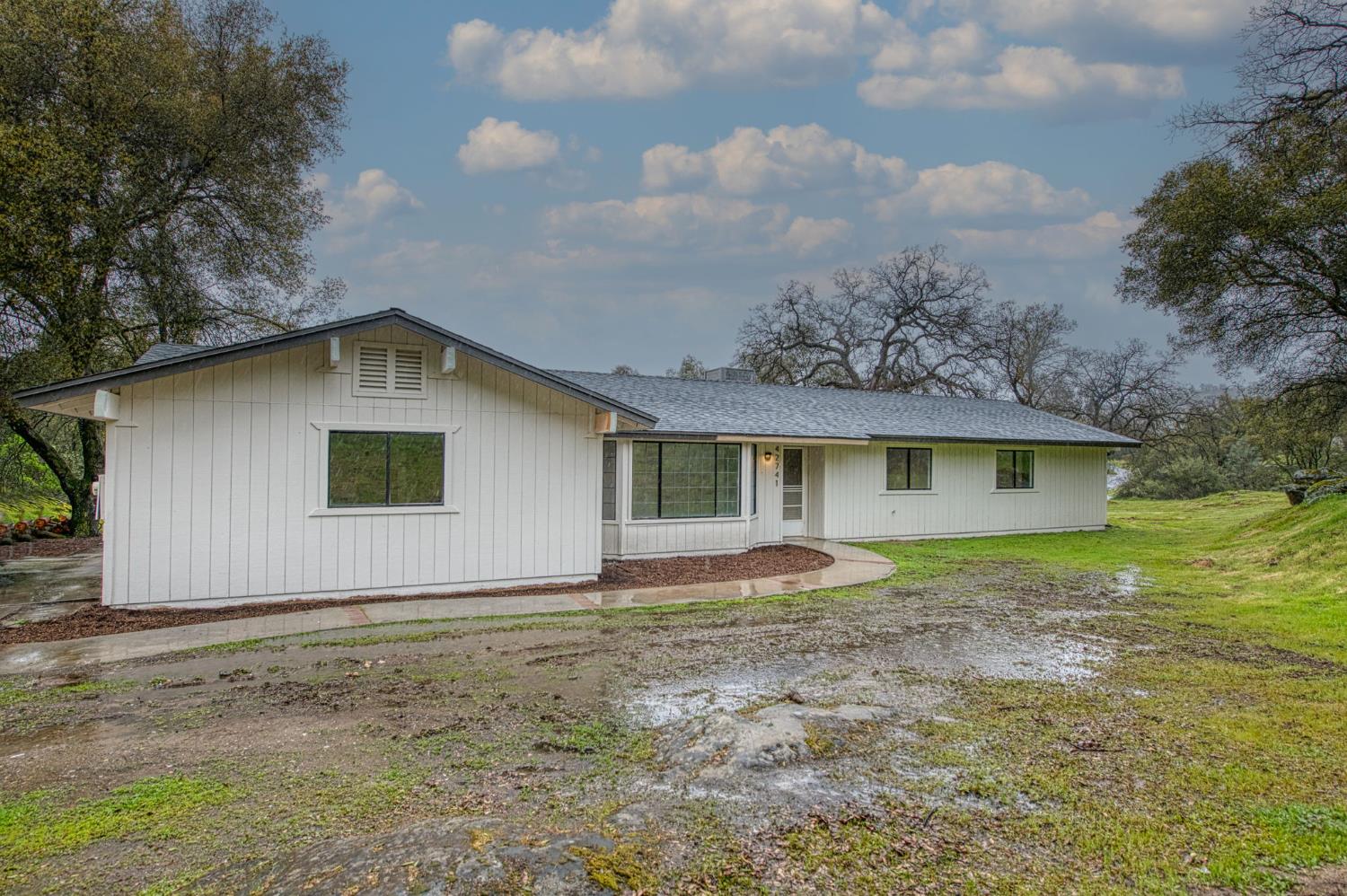 42741 Revis Way, Coarsegold, CA 93614