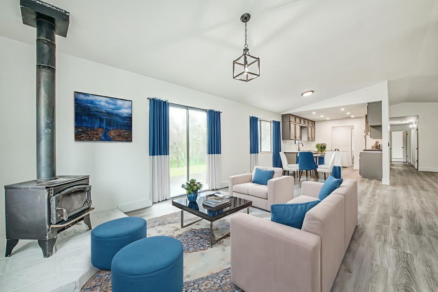 42741 Revis Way, Coarsegold, CA 93614