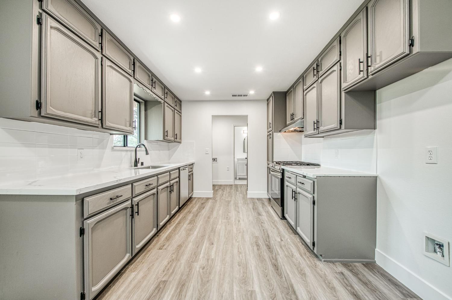 42741 Revis Way, Coarsegold, CA 93614