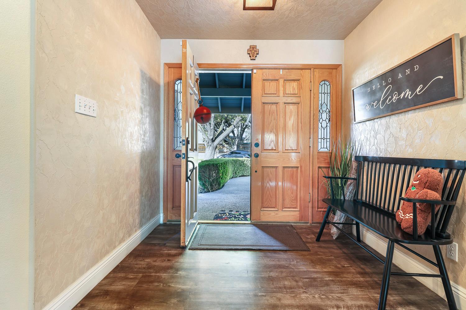 927 E Decatur Ave, Fresno, CA 93720