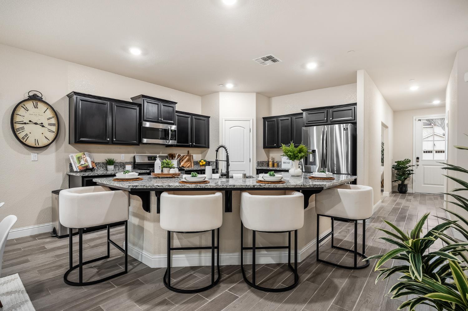 2337 Malaspina, Merced, CA 95340