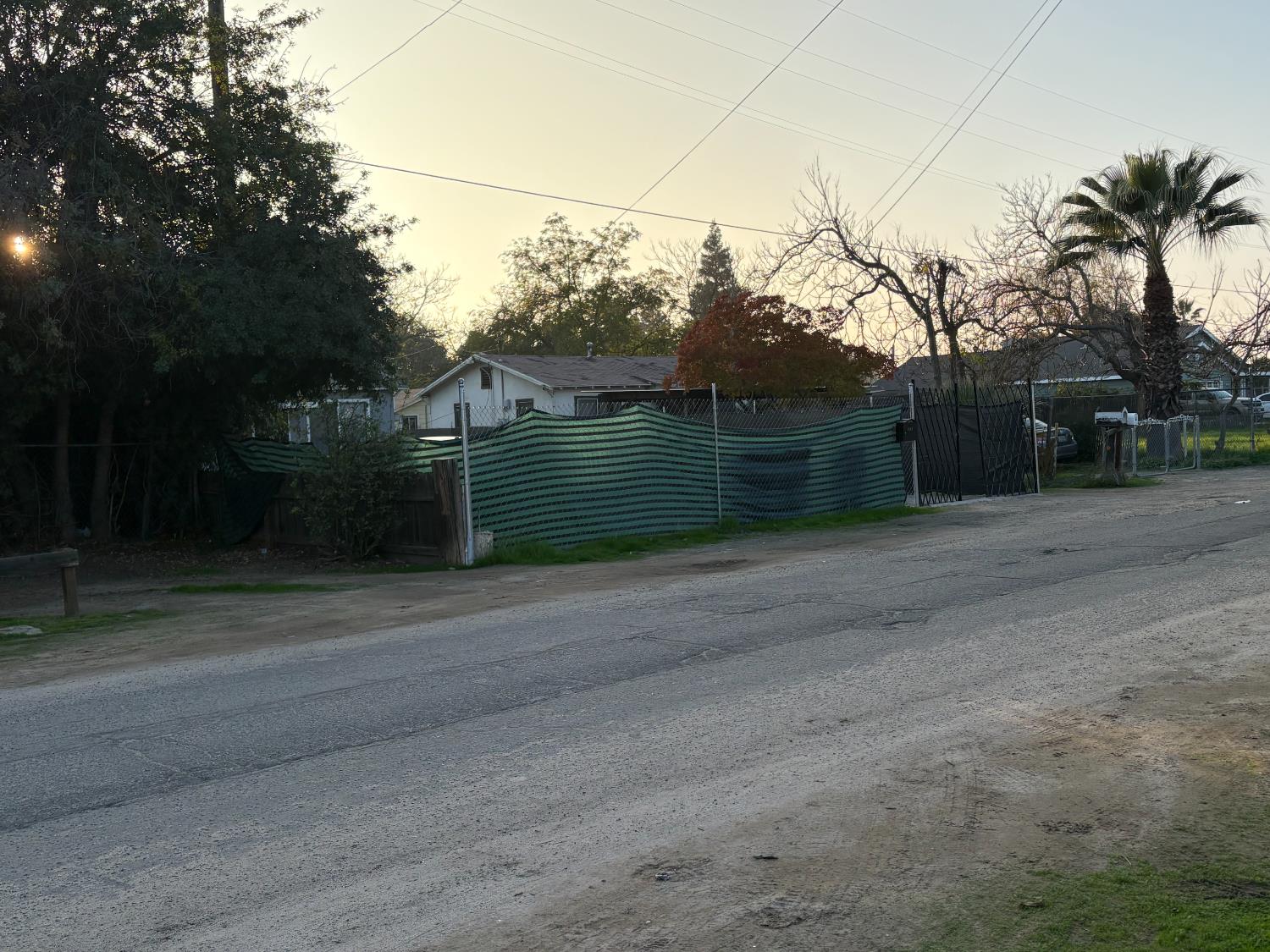 5203 W Mission Ave, Fresno, CA 93722