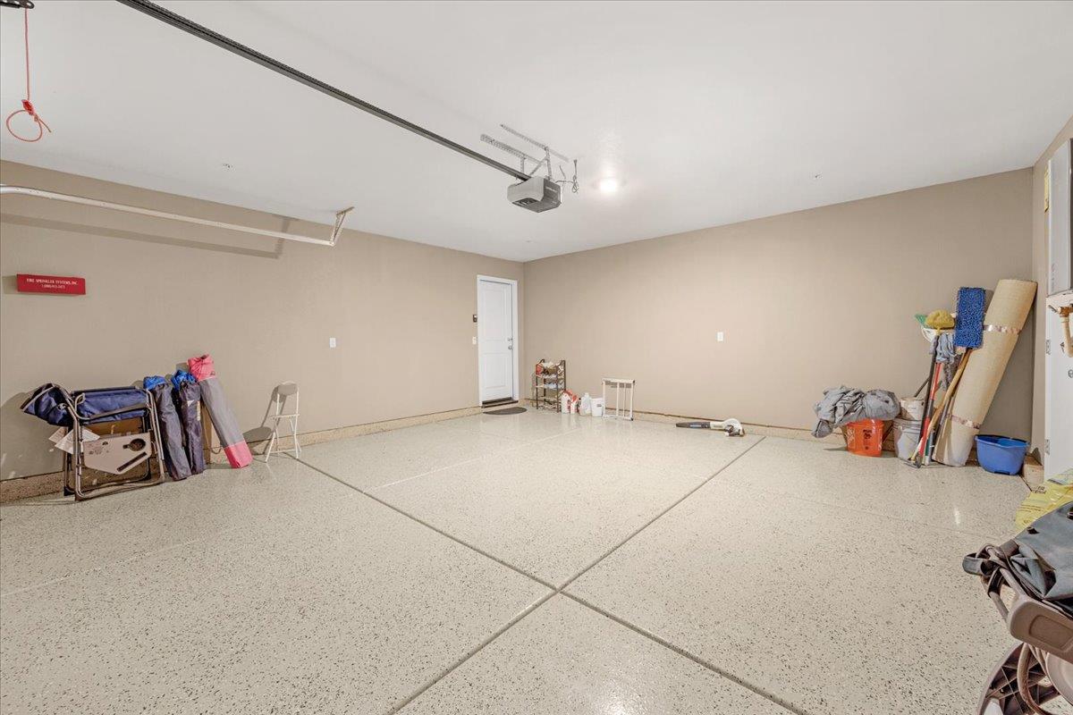 2216 Chism Ave, Tulare, CA 93274