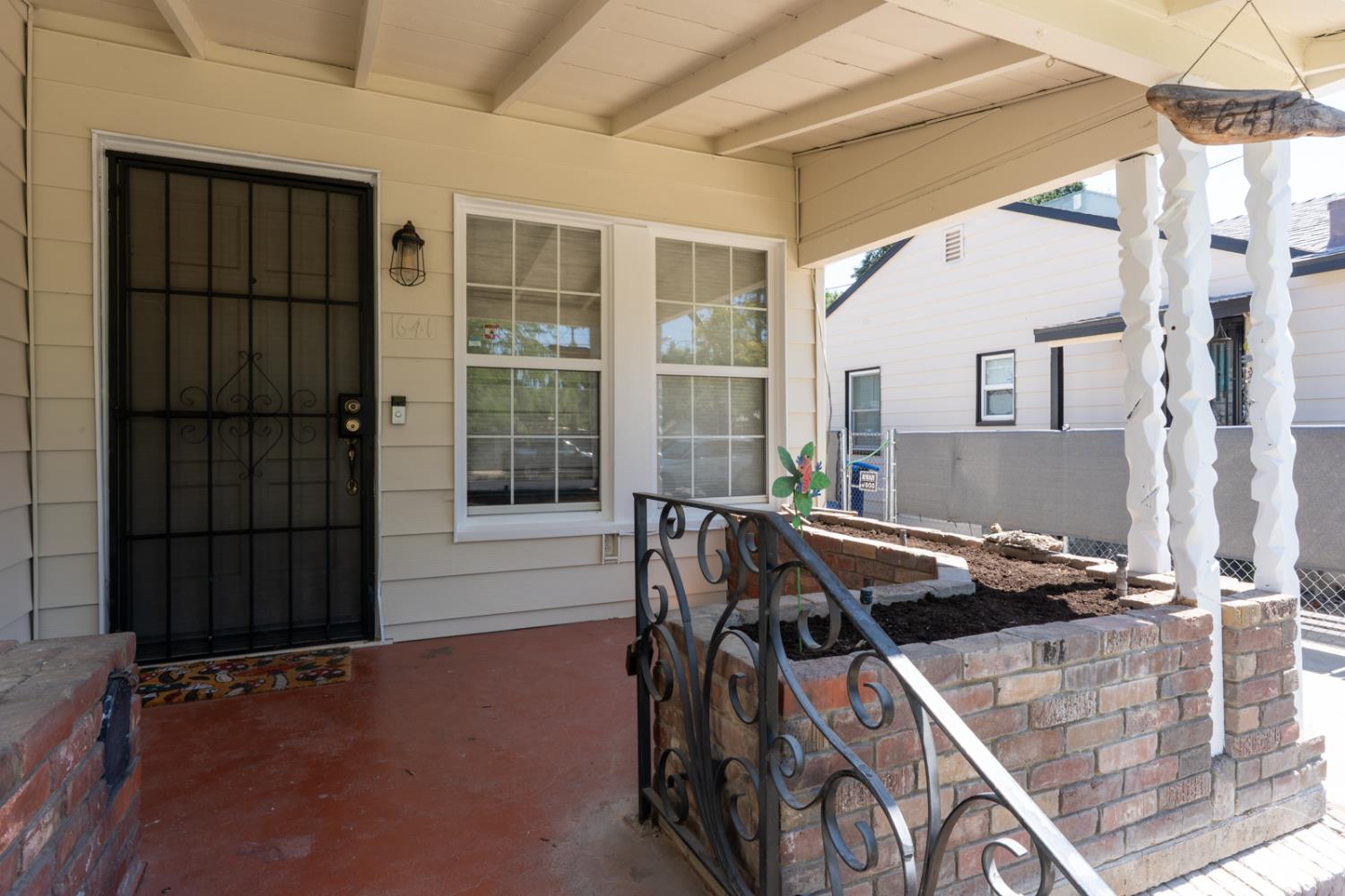 641 E 19th, Merced, CA 95340