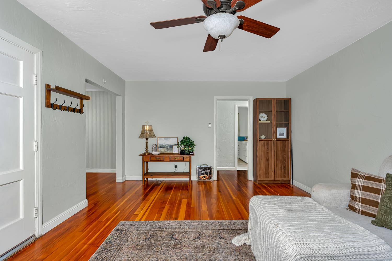 641 E 19th, Merced, CA 95340