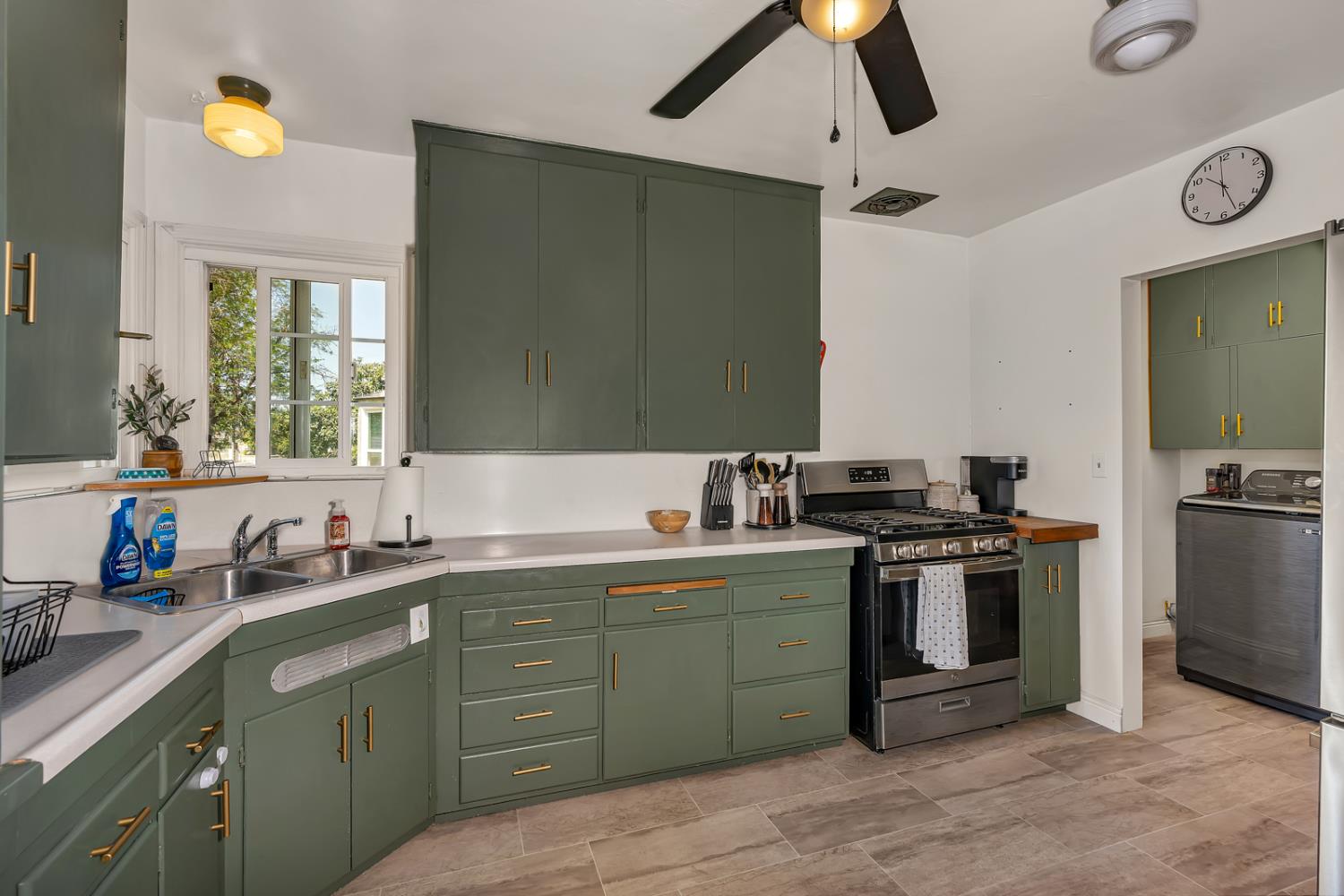 641 E 19th, Merced, CA 95340