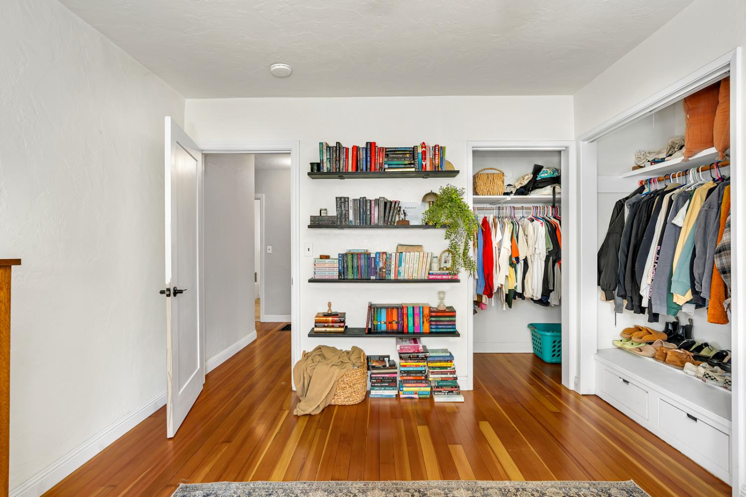 641 E 19th, Merced, CA 95340