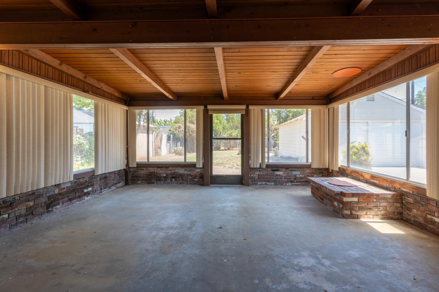 641 E 19th, Merced, CA 95340