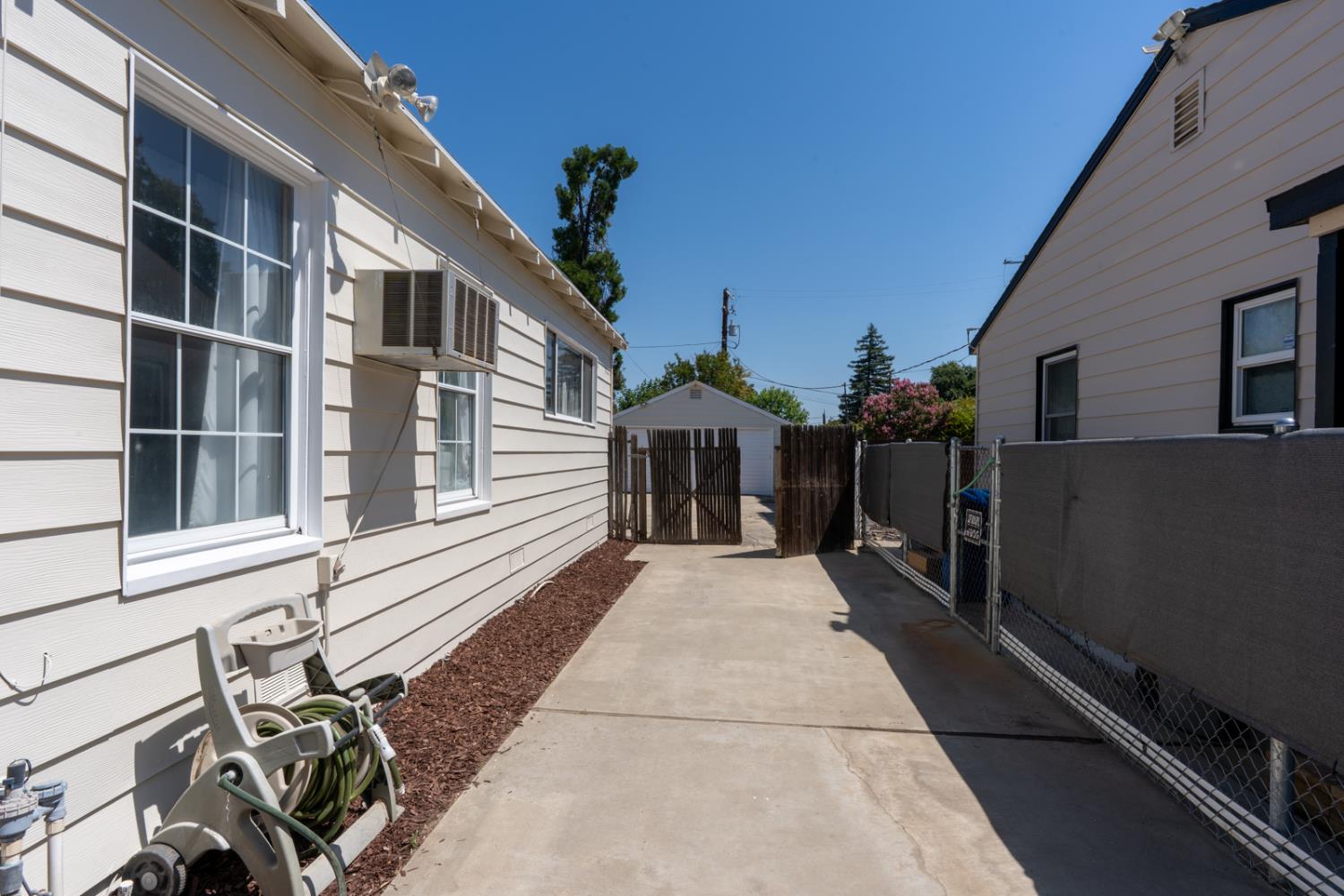 641 E 19th, Merced, CA 95340