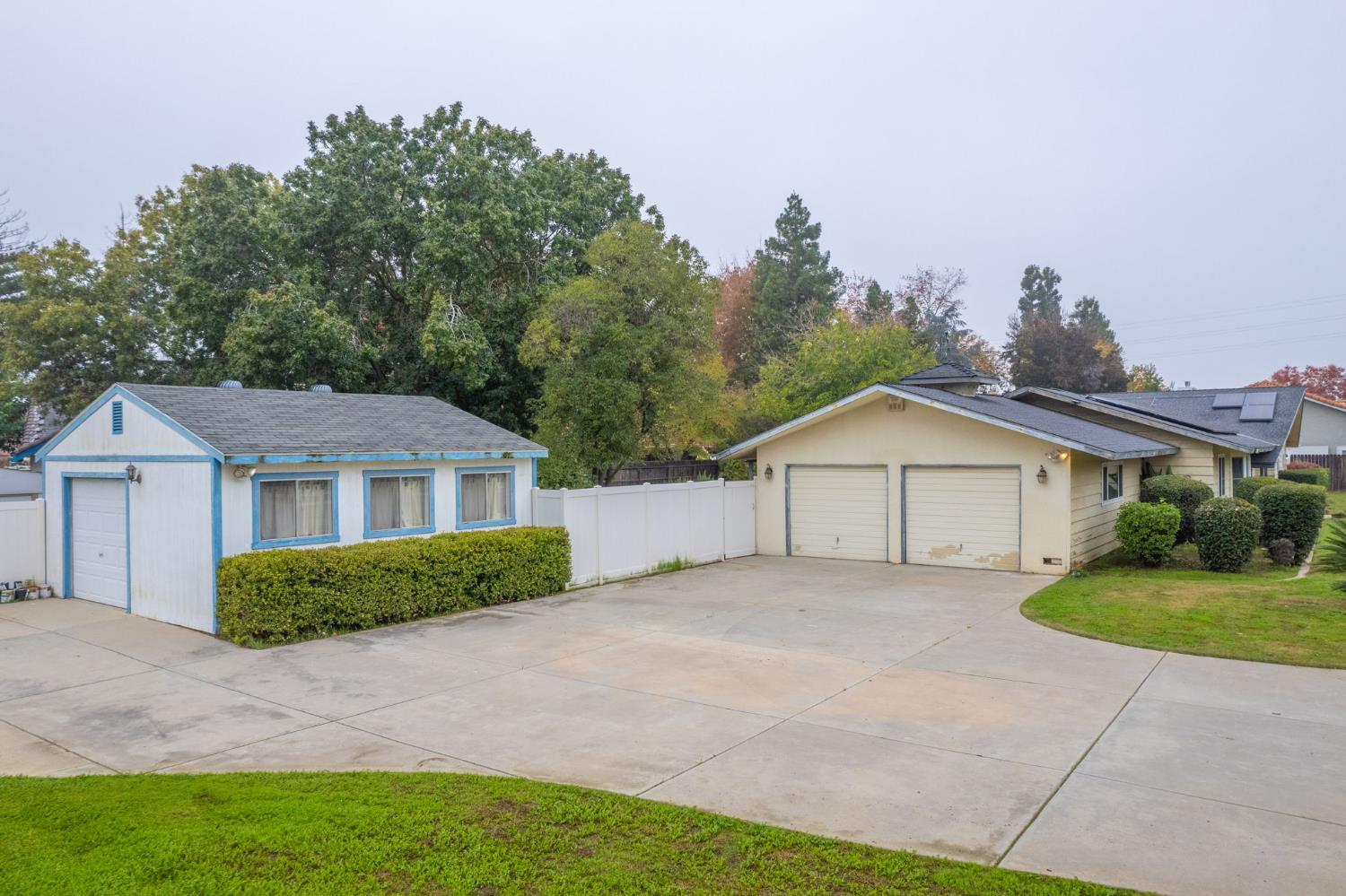 424 Temperance Ave, Clovis, CA 93611