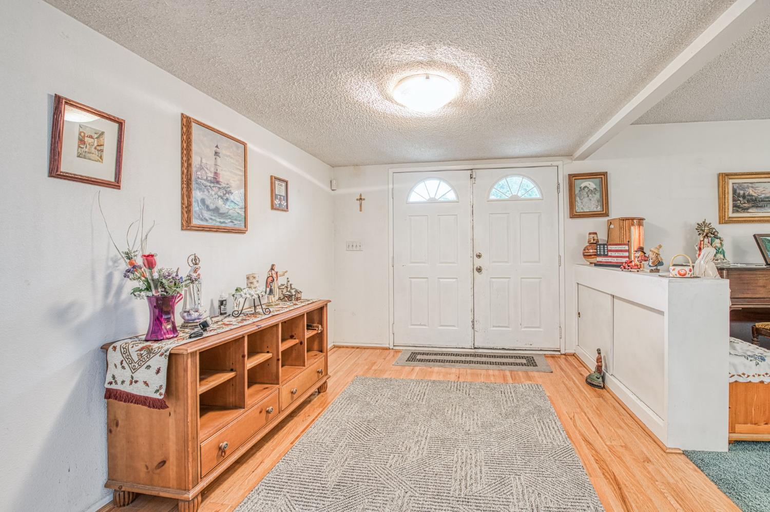 424 Temperance Ave, Clovis, CA 93611