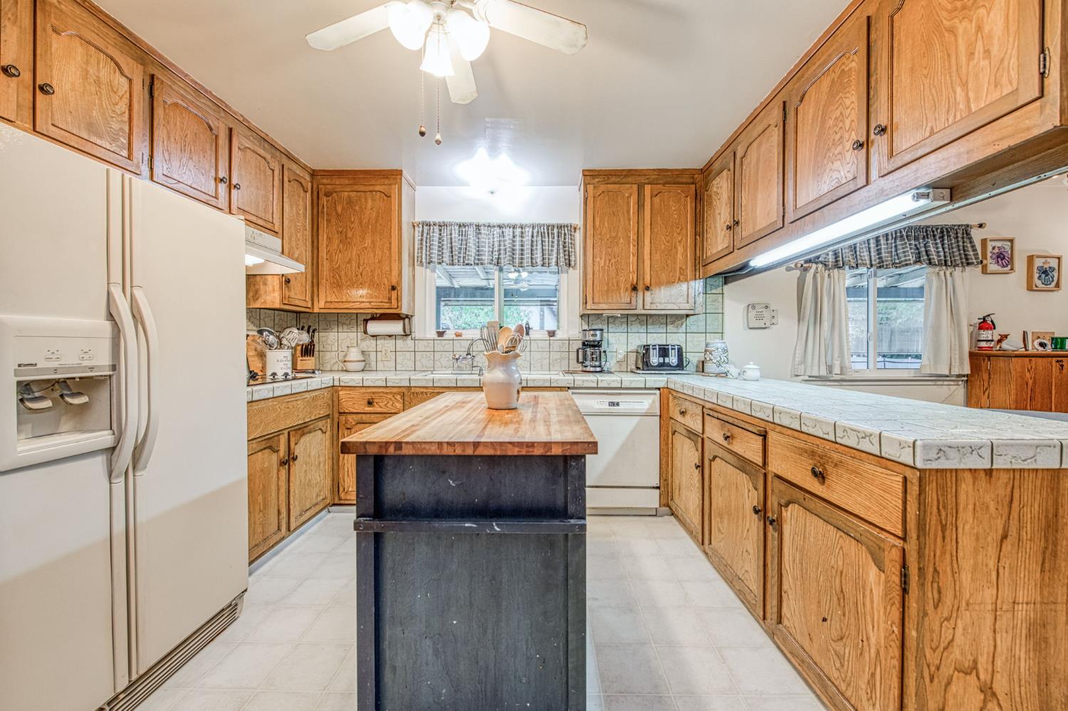 424 Temperance Ave, Clovis, CA 93611