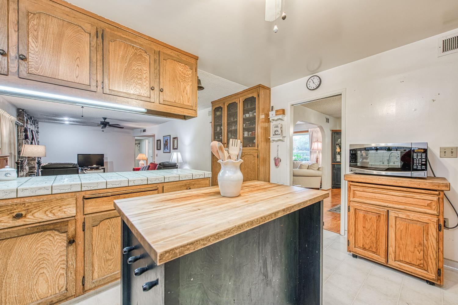 424 Temperance Ave, Clovis, CA 93611