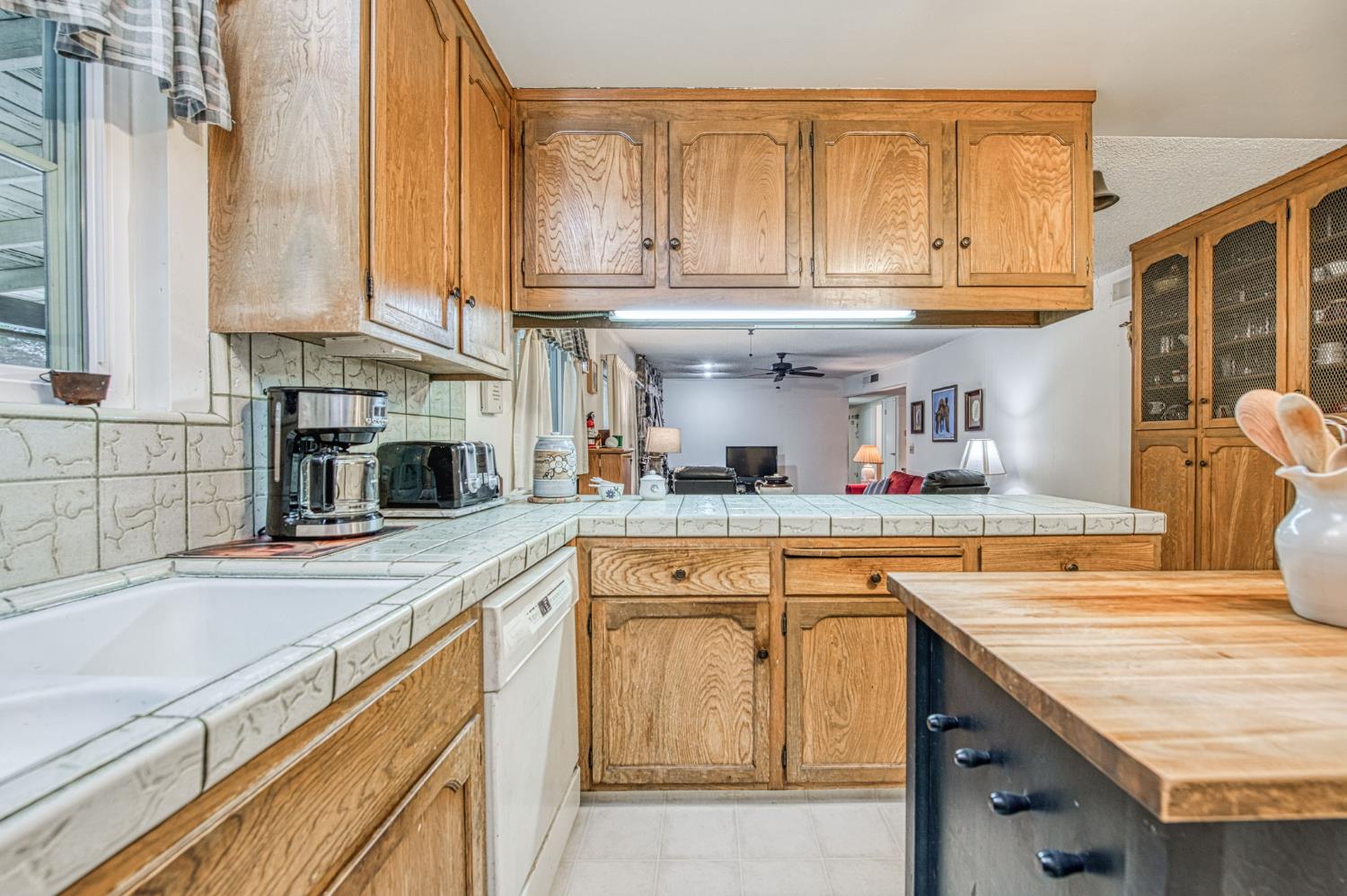 424 Temperance Ave, Clovis, CA 93611