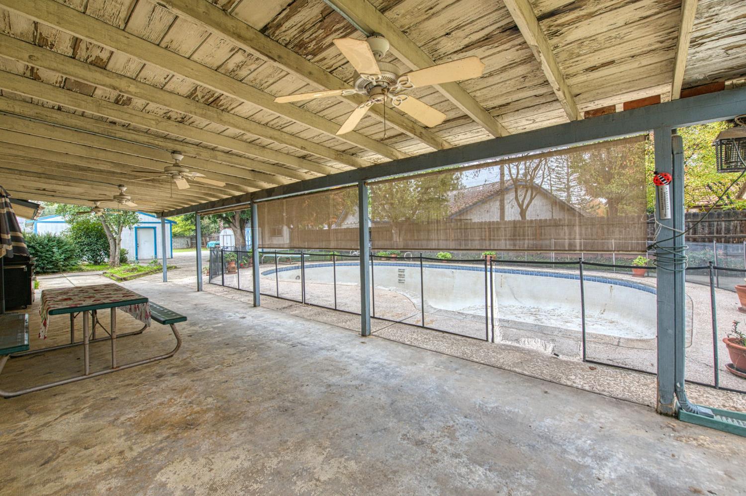 424 Temperance Ave, Clovis, CA 93611