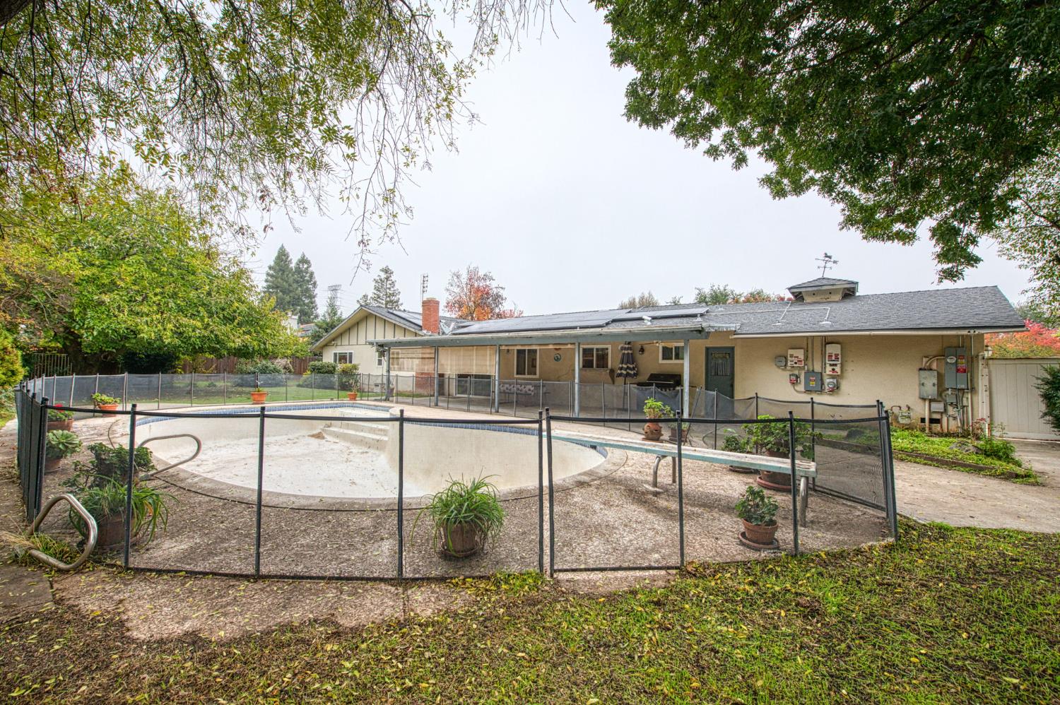 424 Temperance Ave, Clovis, CA 93611