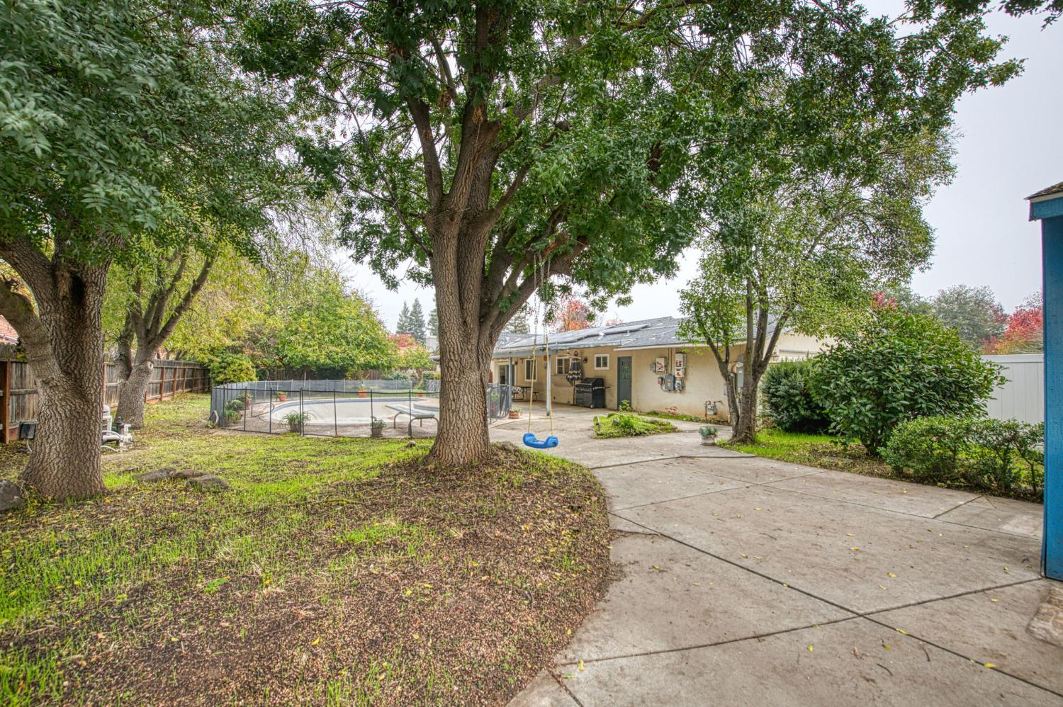 424 Temperance Ave, Clovis, CA 93611