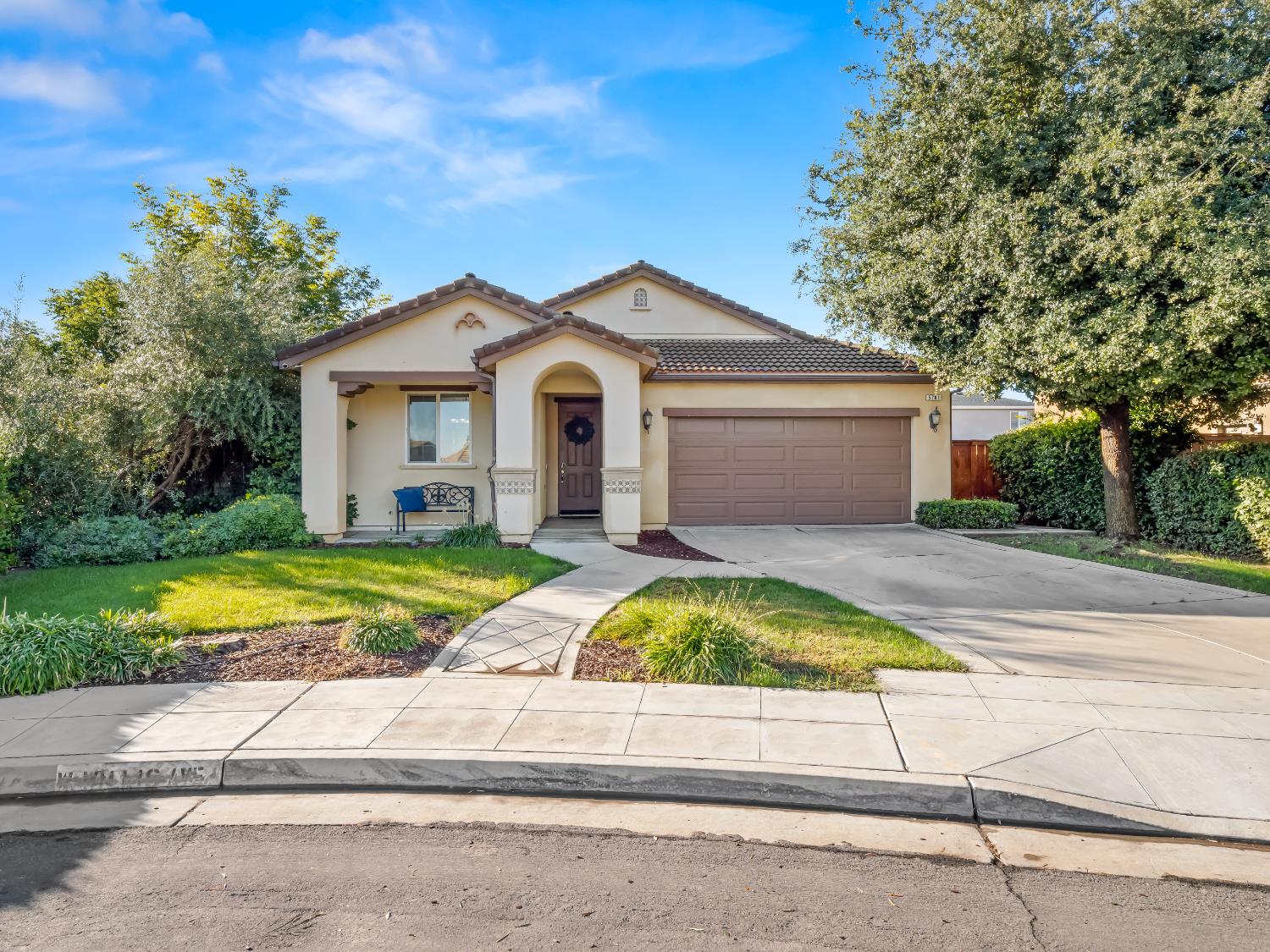 5761 W Willis Ave, Fresno, CA 93722